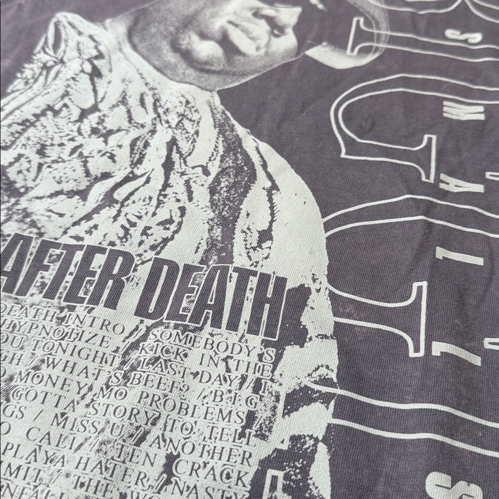 The Notorious B.I.G. Band Tee Distressed size small - Picture 3 of 8